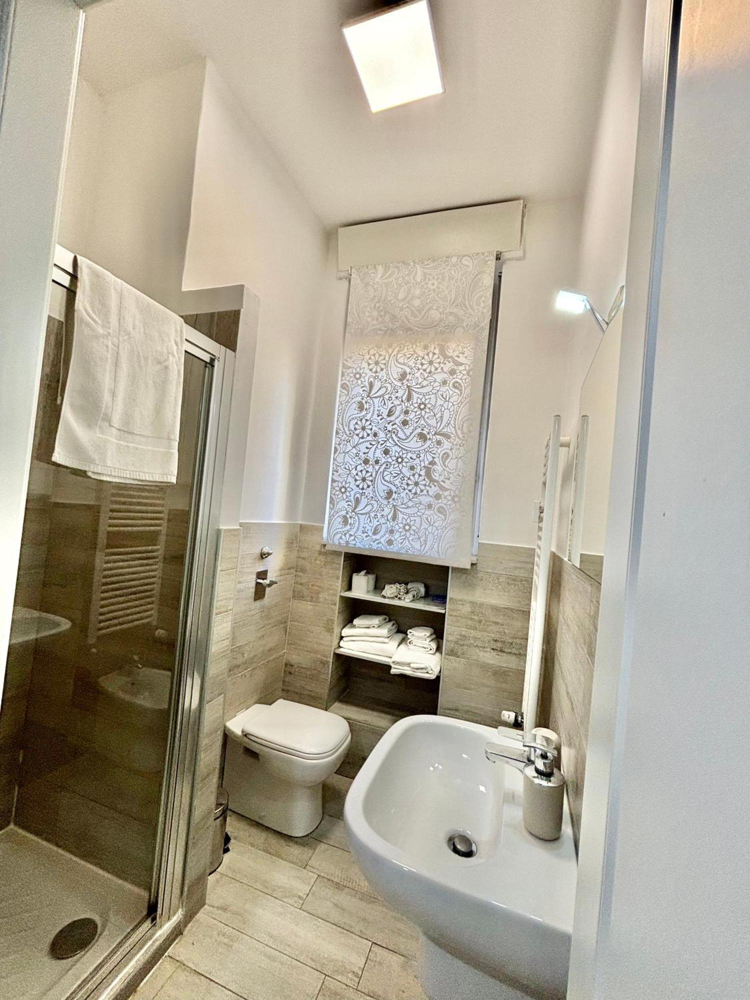 Joy House -Central City Near Metro Arco Della Pace Brera-Entire Apartment Perfect For Work & Play, Nightlife With Ac & Fast Wifi Welcome To The Cool Joy House! มิลาน ภายนอก รูปภาพ